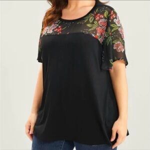 BloomChic Black Short Sleeve Top Sheer Floral Yoke Sleeves Plus Size 22/24 NWT